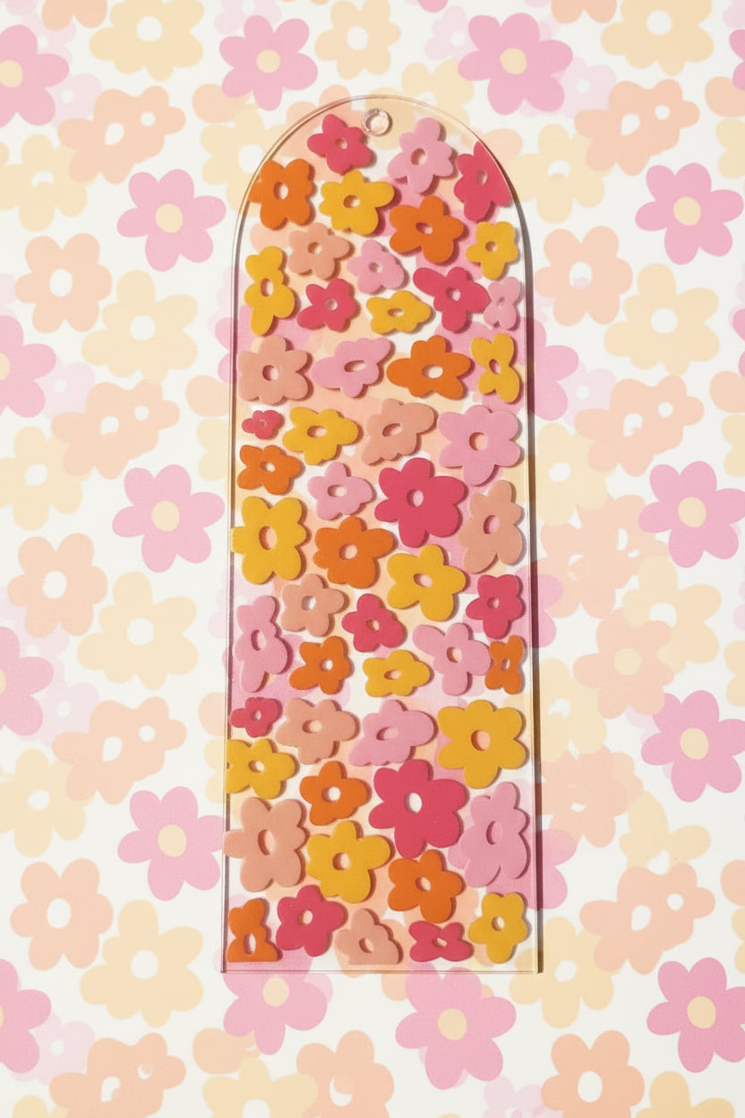 Retro daisy bookmark
